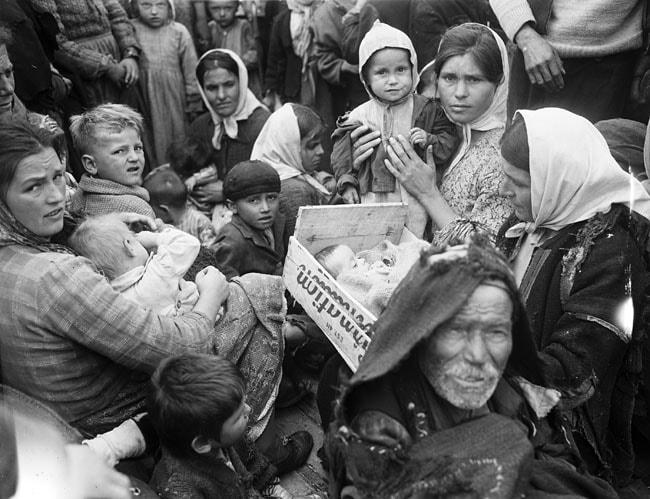 Black and White Photo of Immigrants